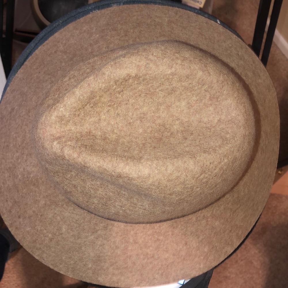 Hat - Picture 4 of 8
